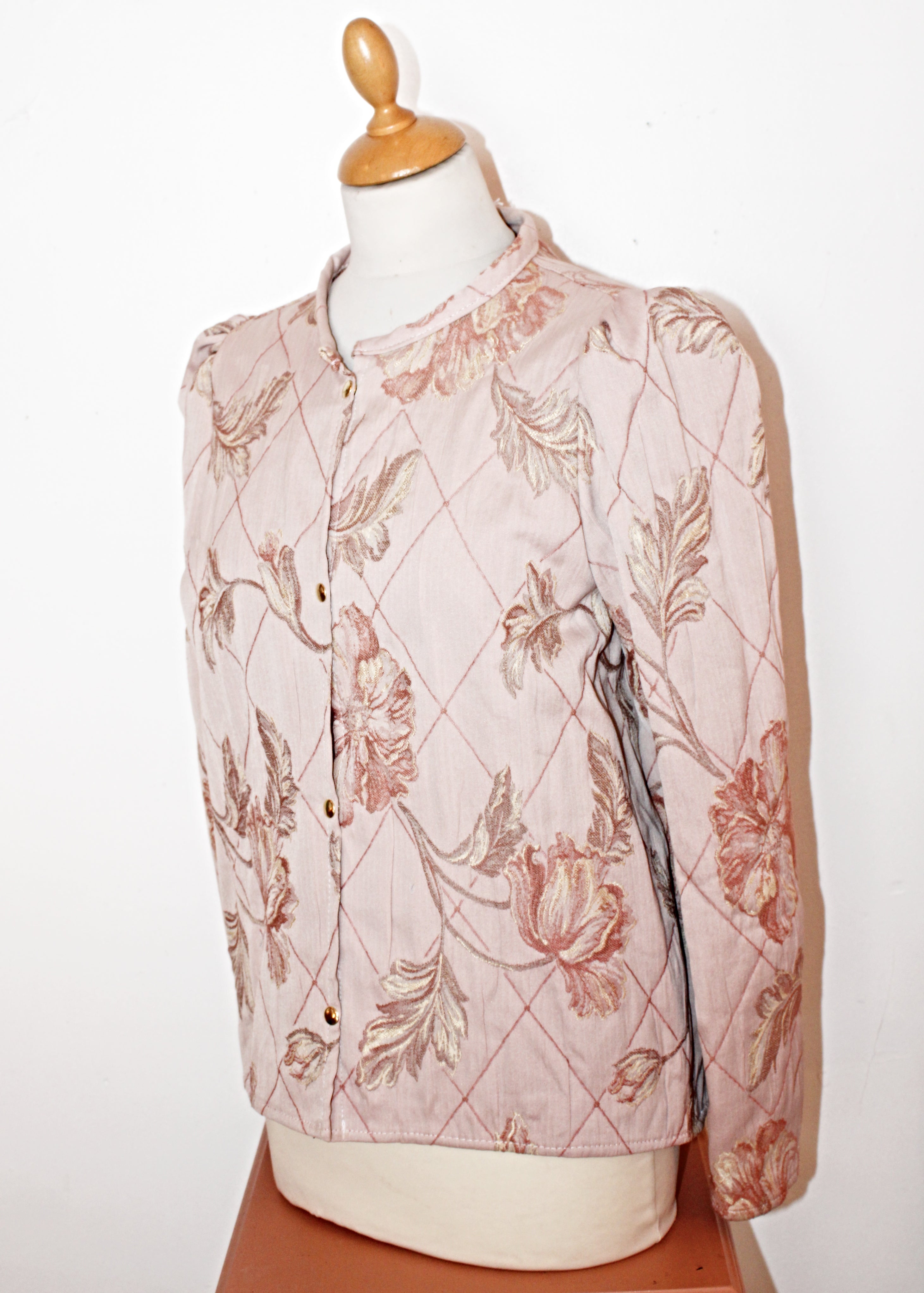 Veste Isa